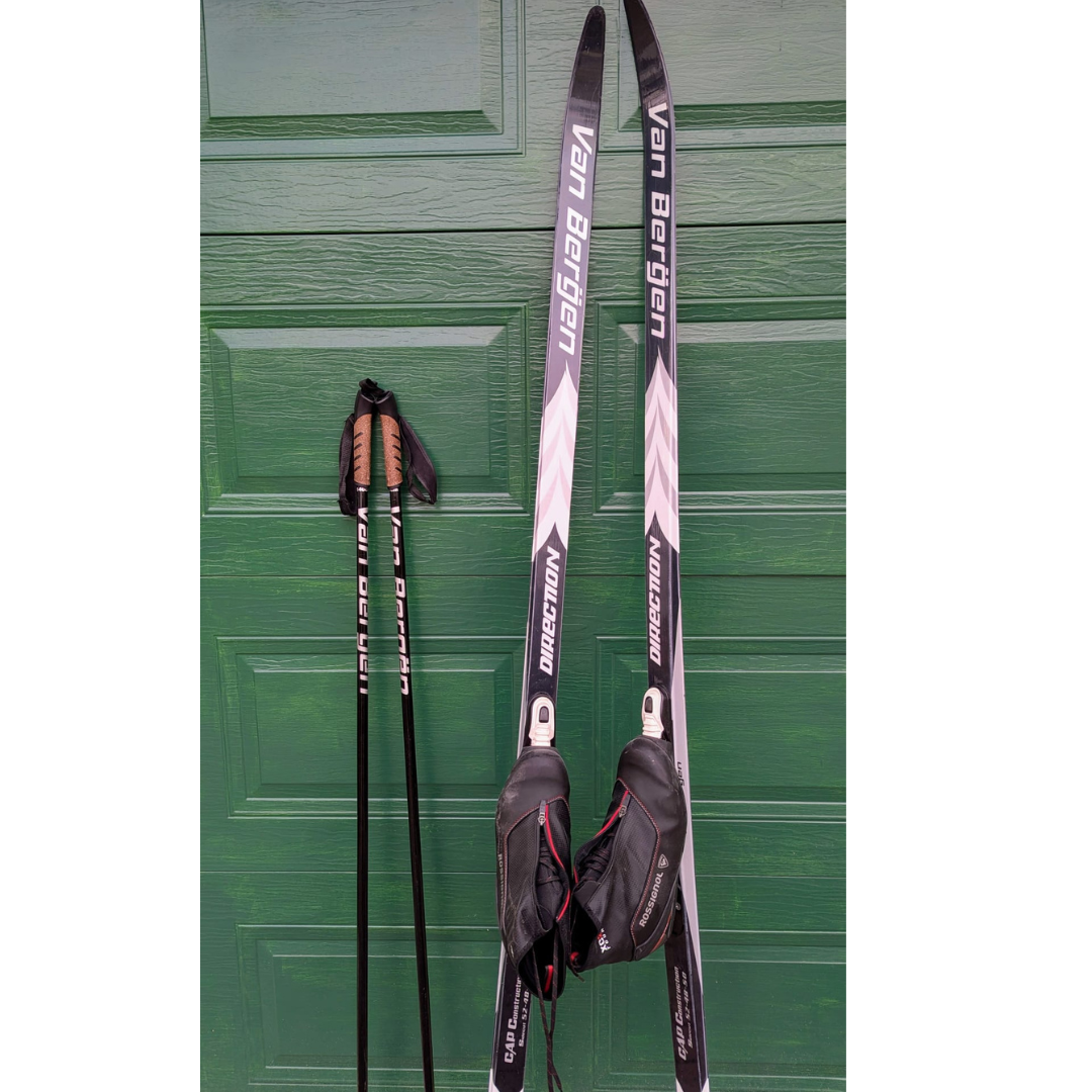 Van Bergen Cross Country Ski (Size 10)